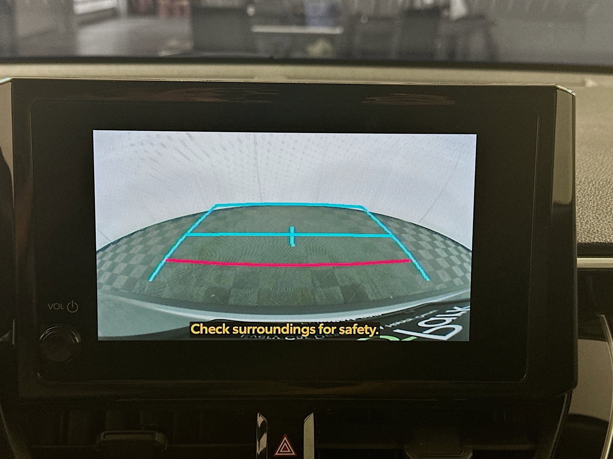 Used 2025 Toyota Corolla Cross LE image 22