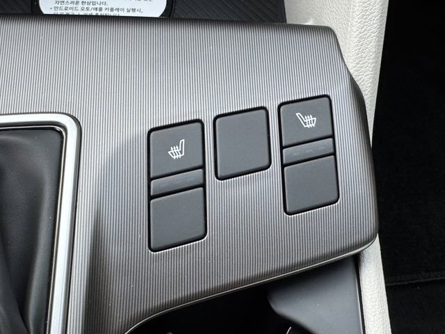 New 2026 Kia Sportage EX FWD image 21