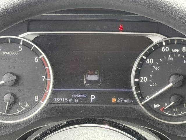 Used 2023 Nissan Rogue SV FWD image 16