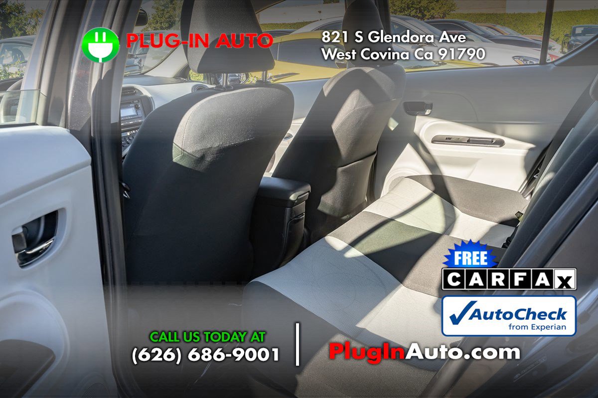 Used 2012 Toyota Prius C Two image 9