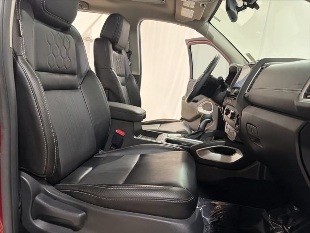 Used 2024 Nissan Frontier SL w/ Technology Package RWD image 26
