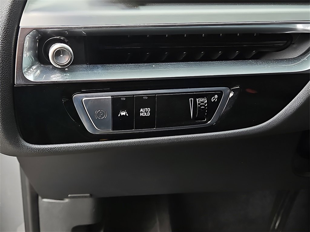 New 2024 Cadillac Lyriq Luxury image 24