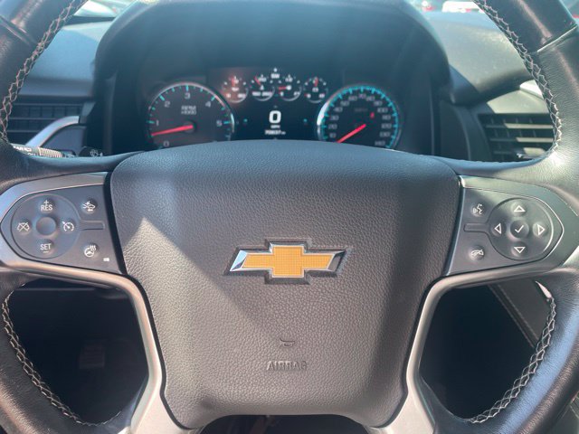 Used 2020 Chevrolet Suburban Premier AWD/4WD image 18