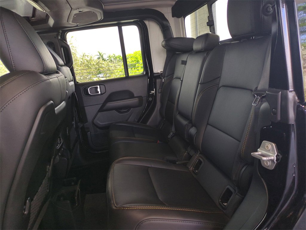 New 2025 Jeep Gladiator Sport image 14