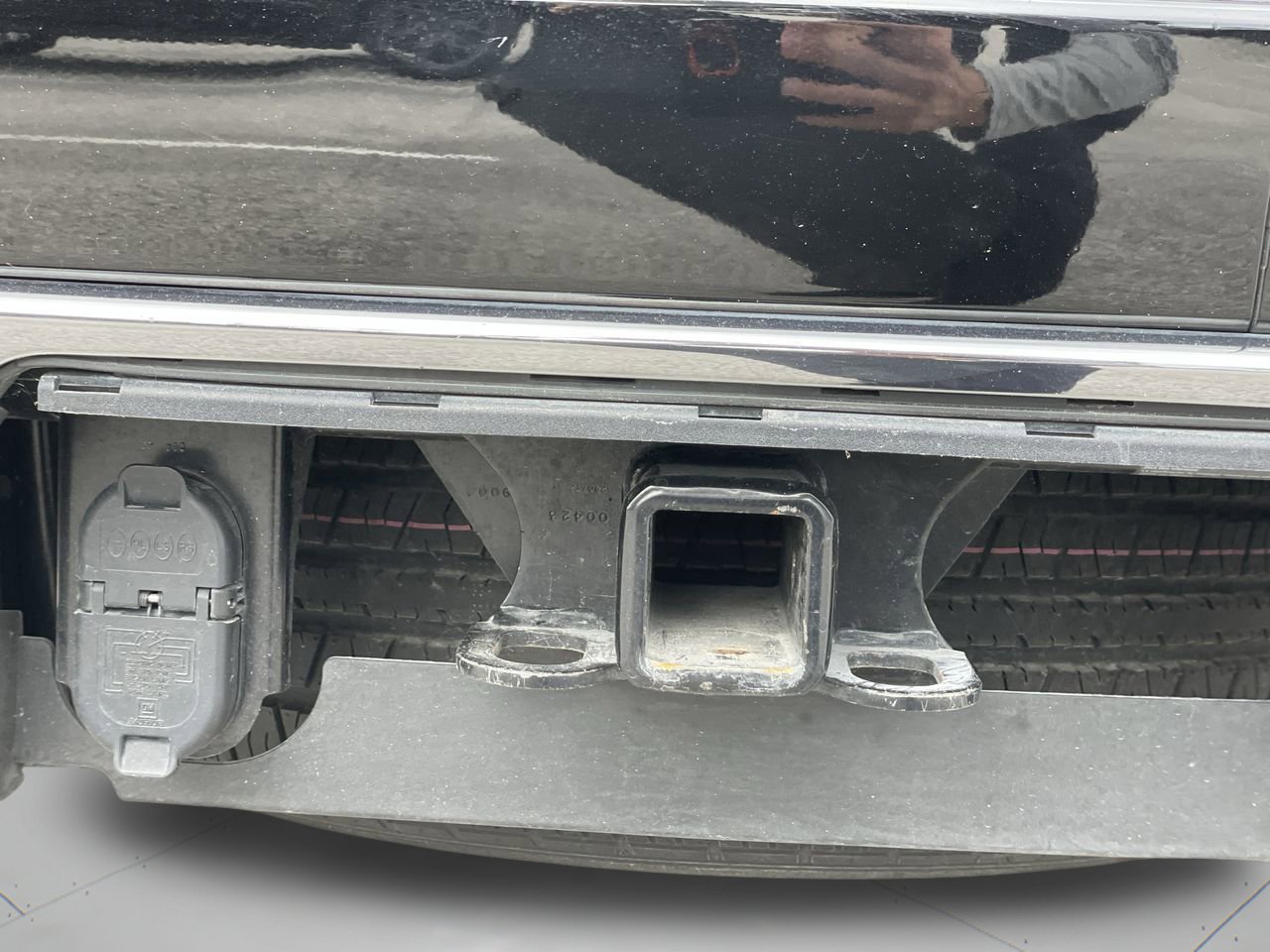 Used 2023 GMC Yukon Denali Ultimate w/ LPO, Floor Liner Package image 11