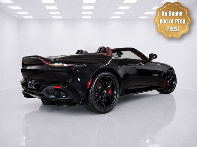 Used 2021 Aston Martin V8 Vantage Roadster RWD image 2