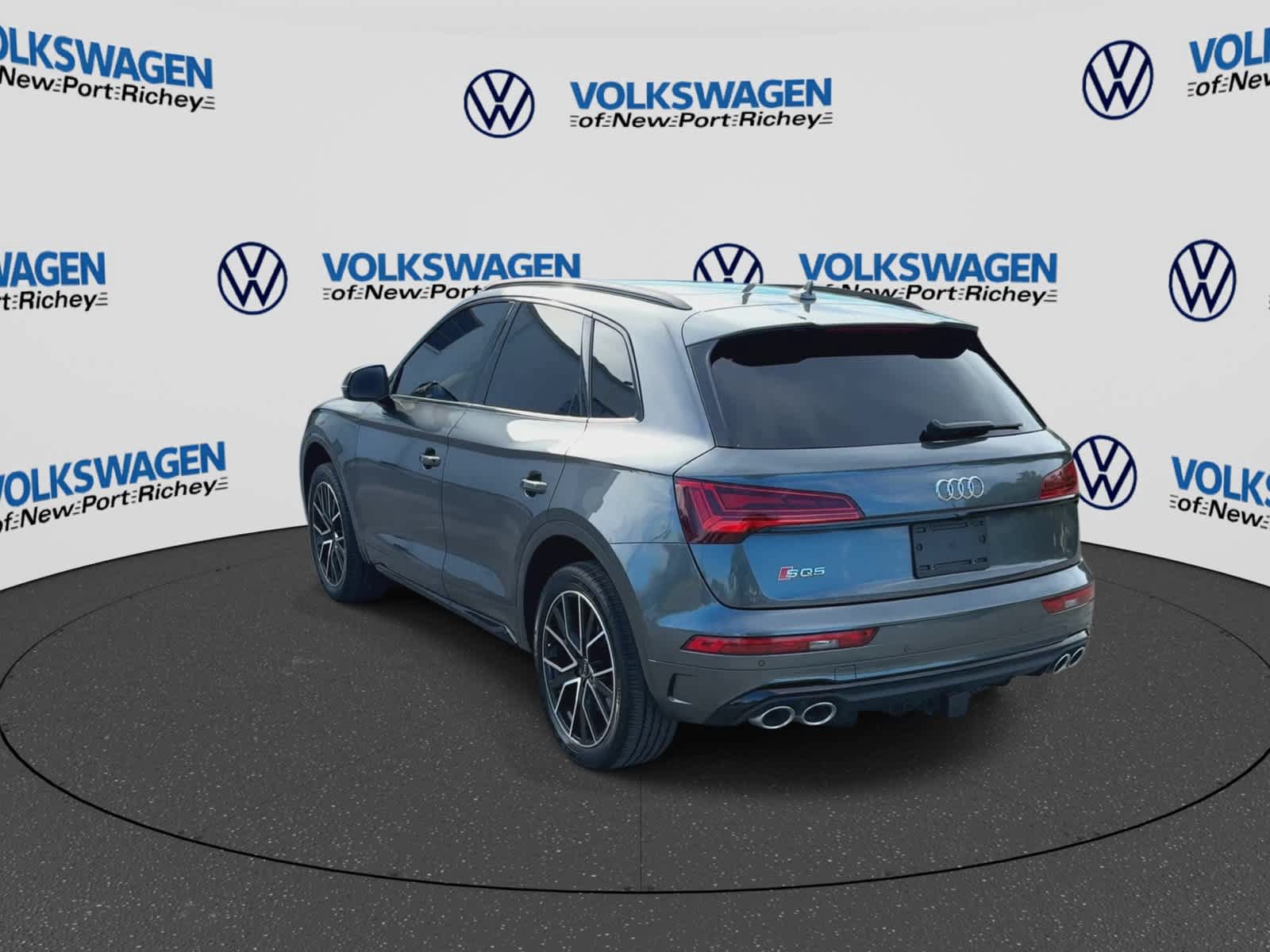 Used 2023 Audi SQ5 Premium Plus w/ Premium Plus Package AWD/4WD image 8