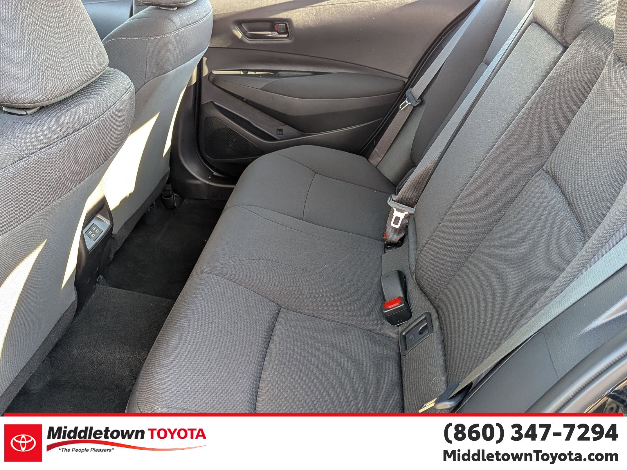 Certified 2025 Toyota Corolla LE image 34