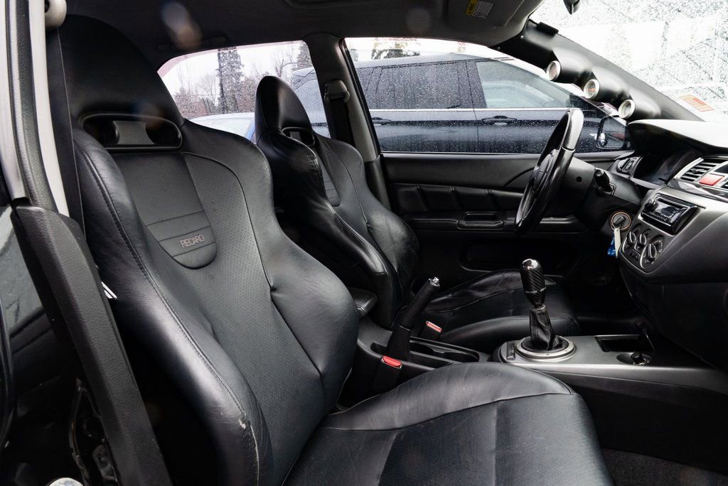 Used 2006 Mitsubishi Lancer Evolution IX image 26