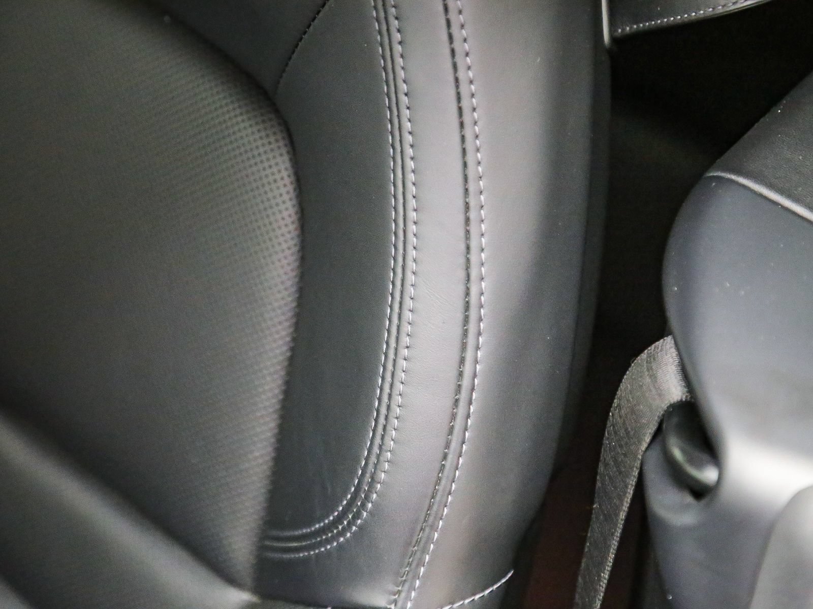 Certified 2022 Porsche 911 Carrera 4S AWD/4WD image 27