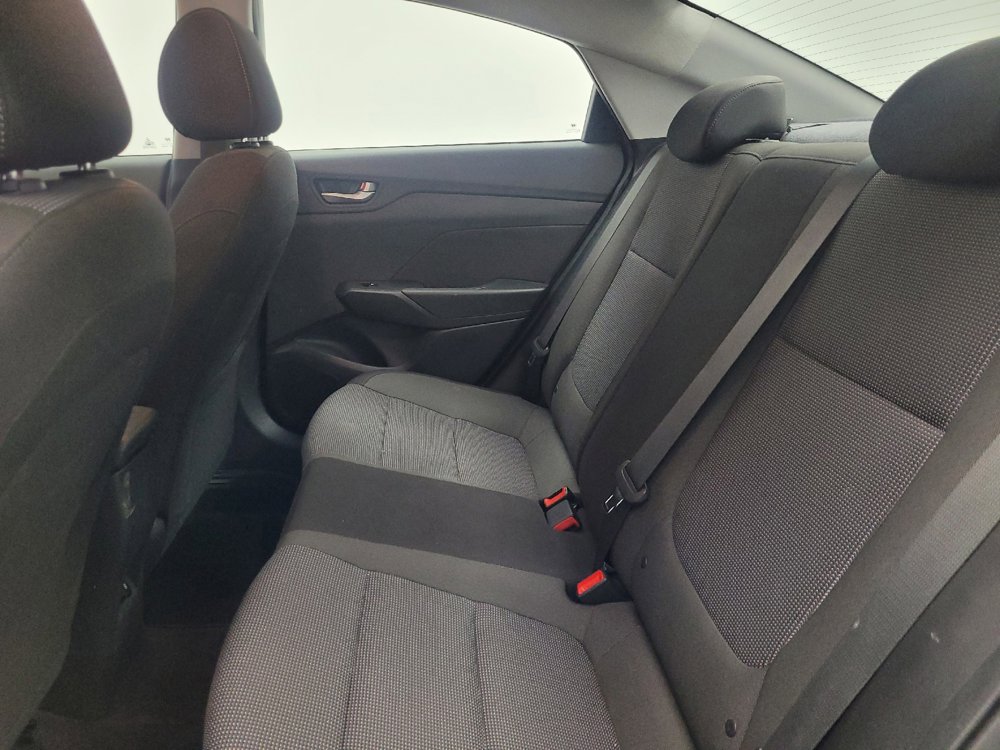 Used 2021 Hyundai Accent SEL FWD image 18