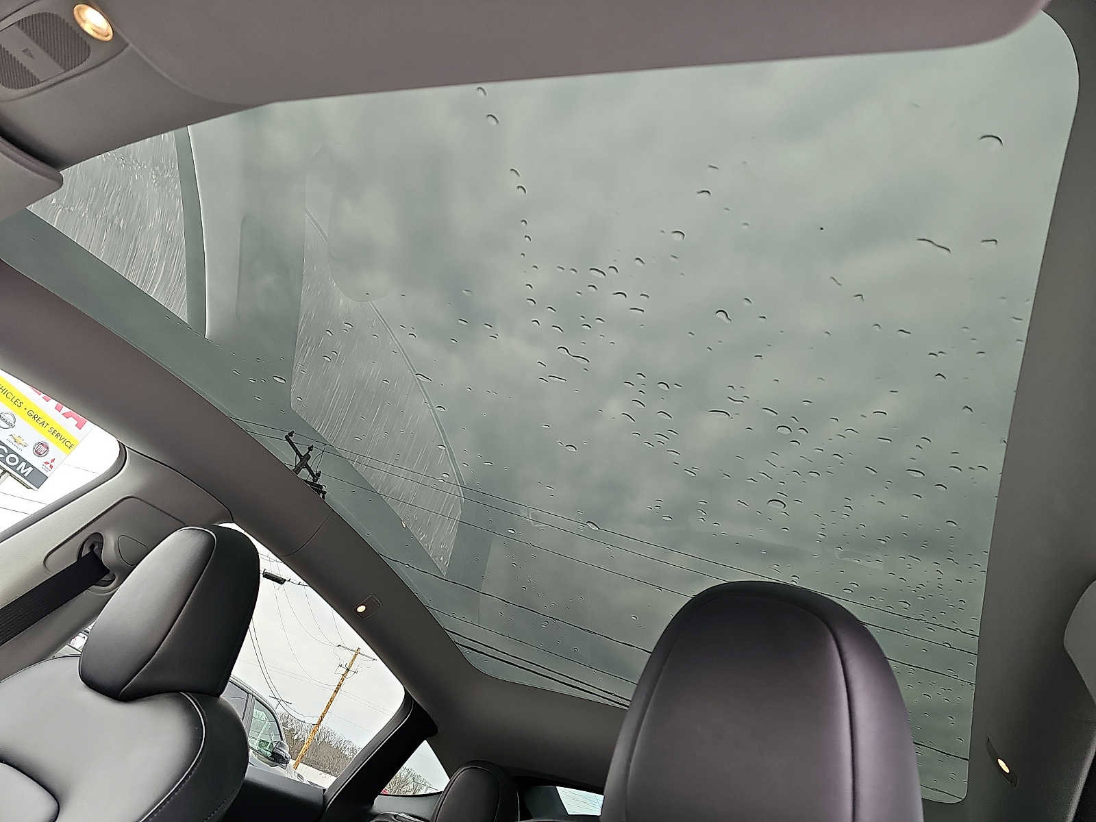 Used 2024 Tesla Model Y Long Range image 16