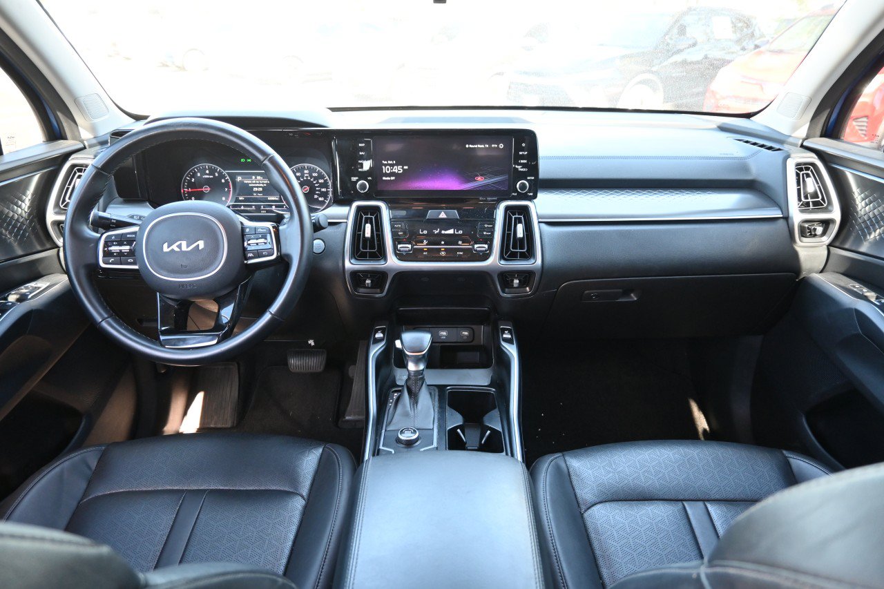 Used 2022 Kia Sorento S FWD image 7