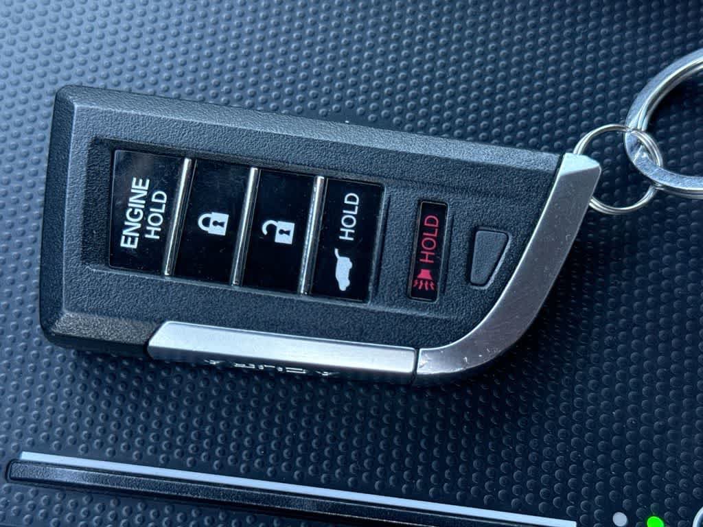 Used 2025 Acura MDX w/ Technology Package FWD image 28