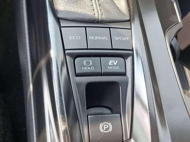 Used 2025 Toyota Camry SE FWD image 22