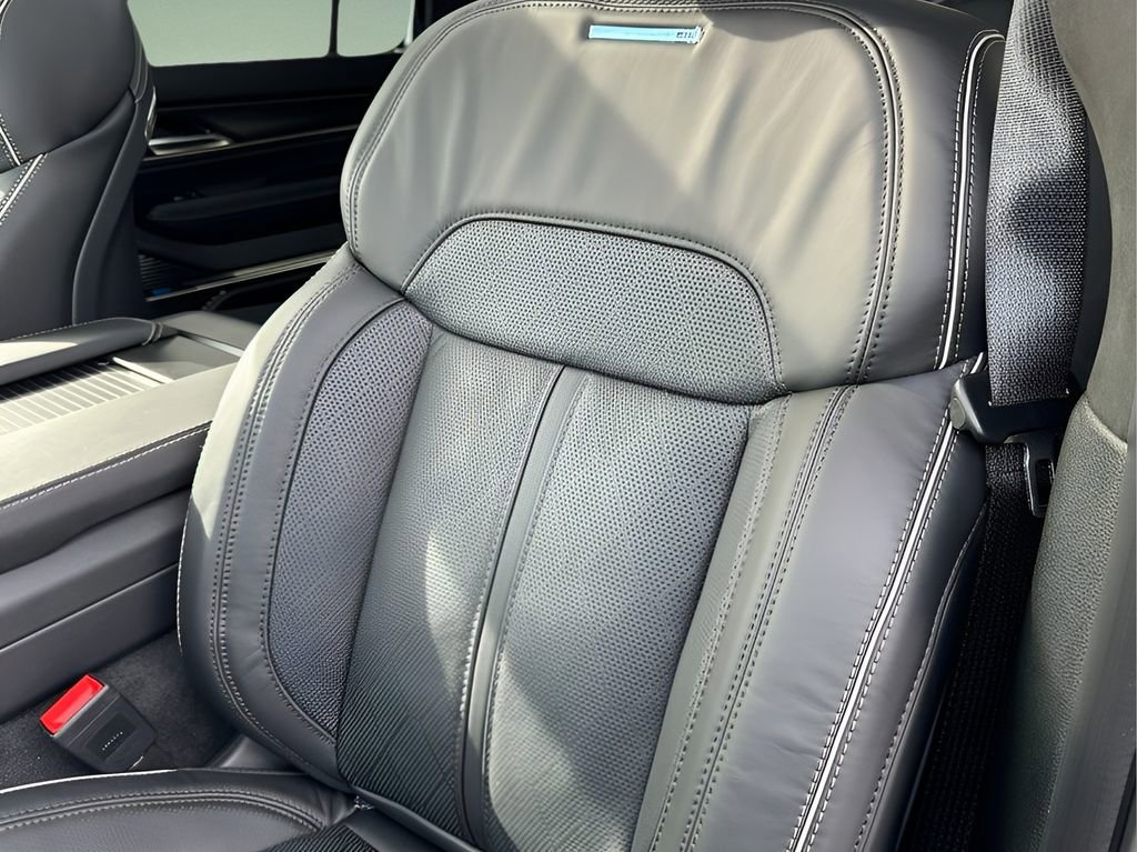 New 2024 Jeep Grand Wagoneer L Series II w/ Quick Order Packagew 28T image 19