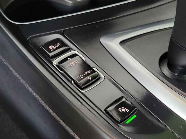 Used 2020 BMW 230i Coupe w/ Convenience Package RWD image 29
