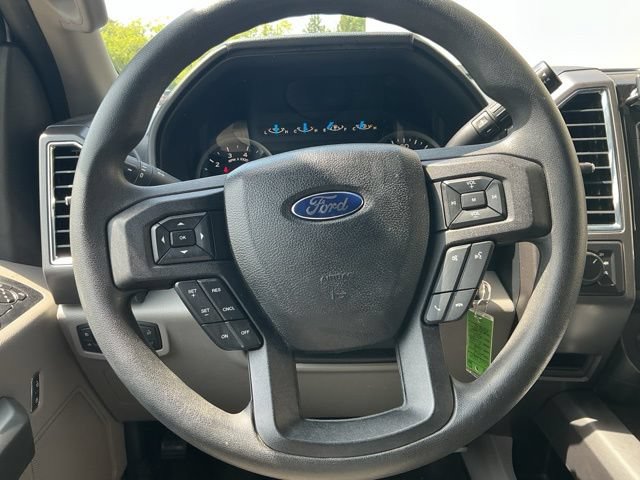 Used 2015 Ford F150 XLT AWD/4WD image 17