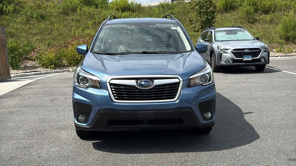 Used 2019 Subaru Forester Premium AWD/4WD image 2