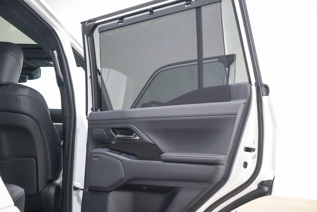 Used 2026 Lexus GX 550 w/ Accessory Package (2T) AWD/4WD image 37