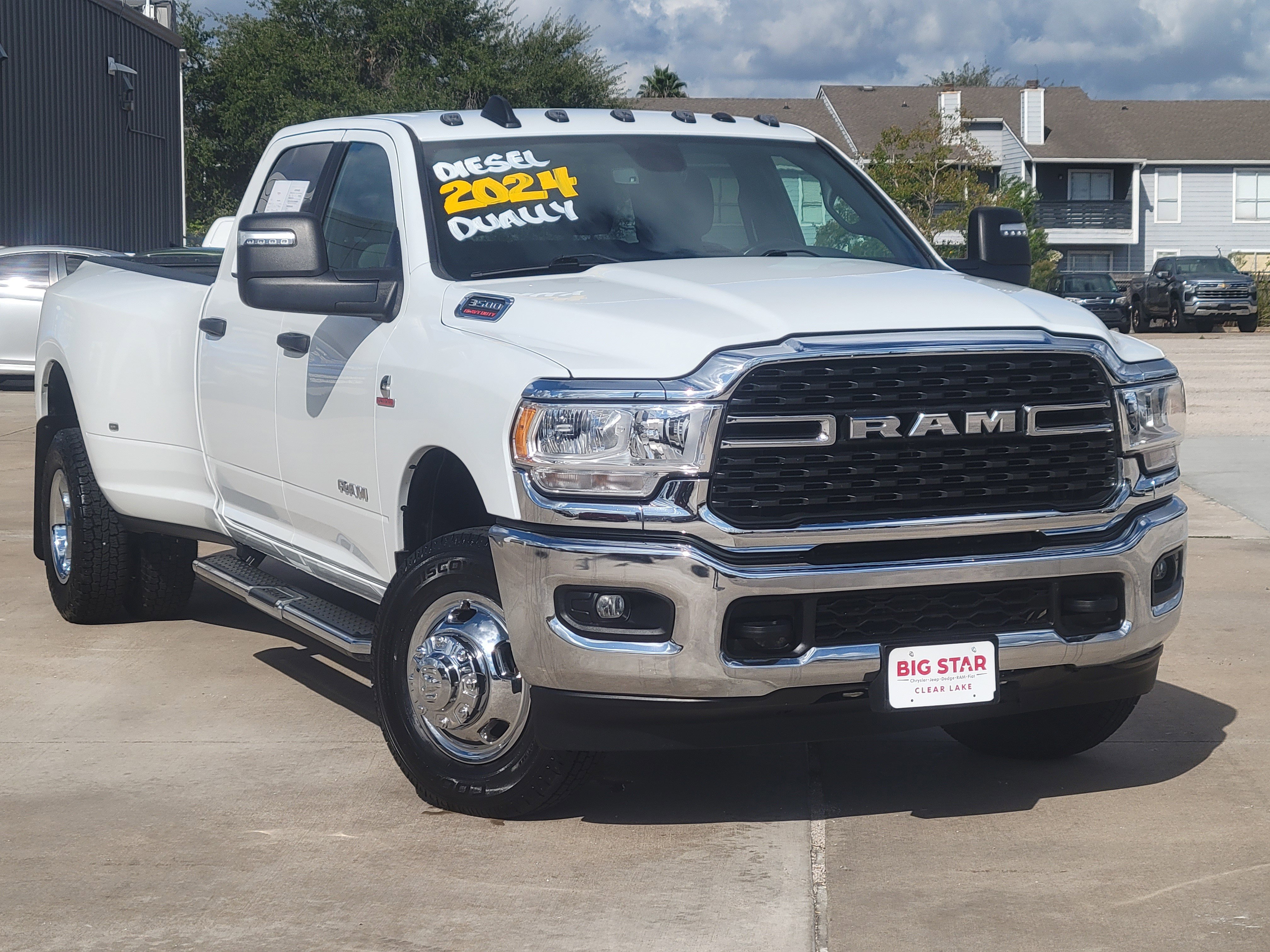 Used 2024 RAM 3500 Big Horn image 2