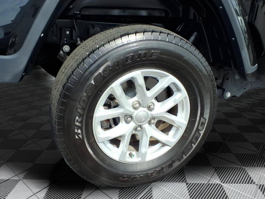 Used 2023 Jeep Gladiator Sport AWD/4WD image 31