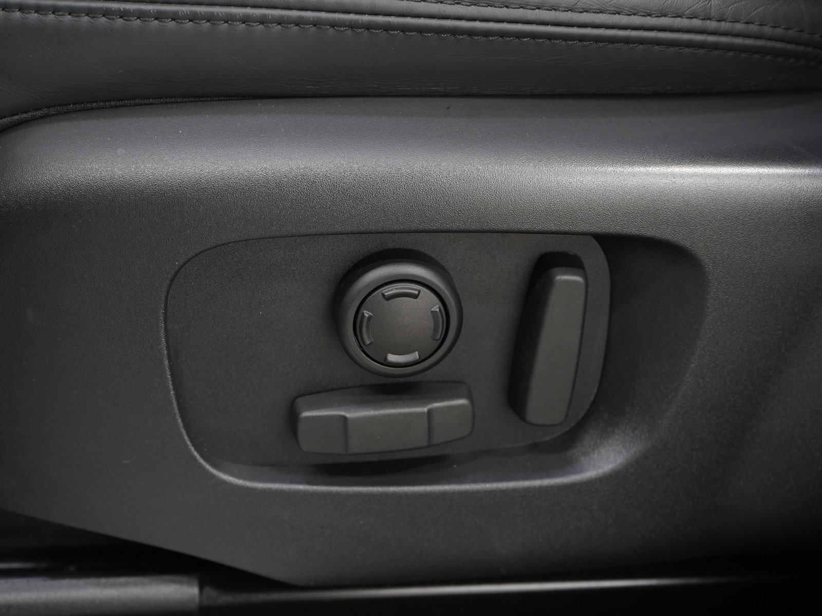 Used 2022 Land Rover Range Rover Sport HSE Silver Edition image 28