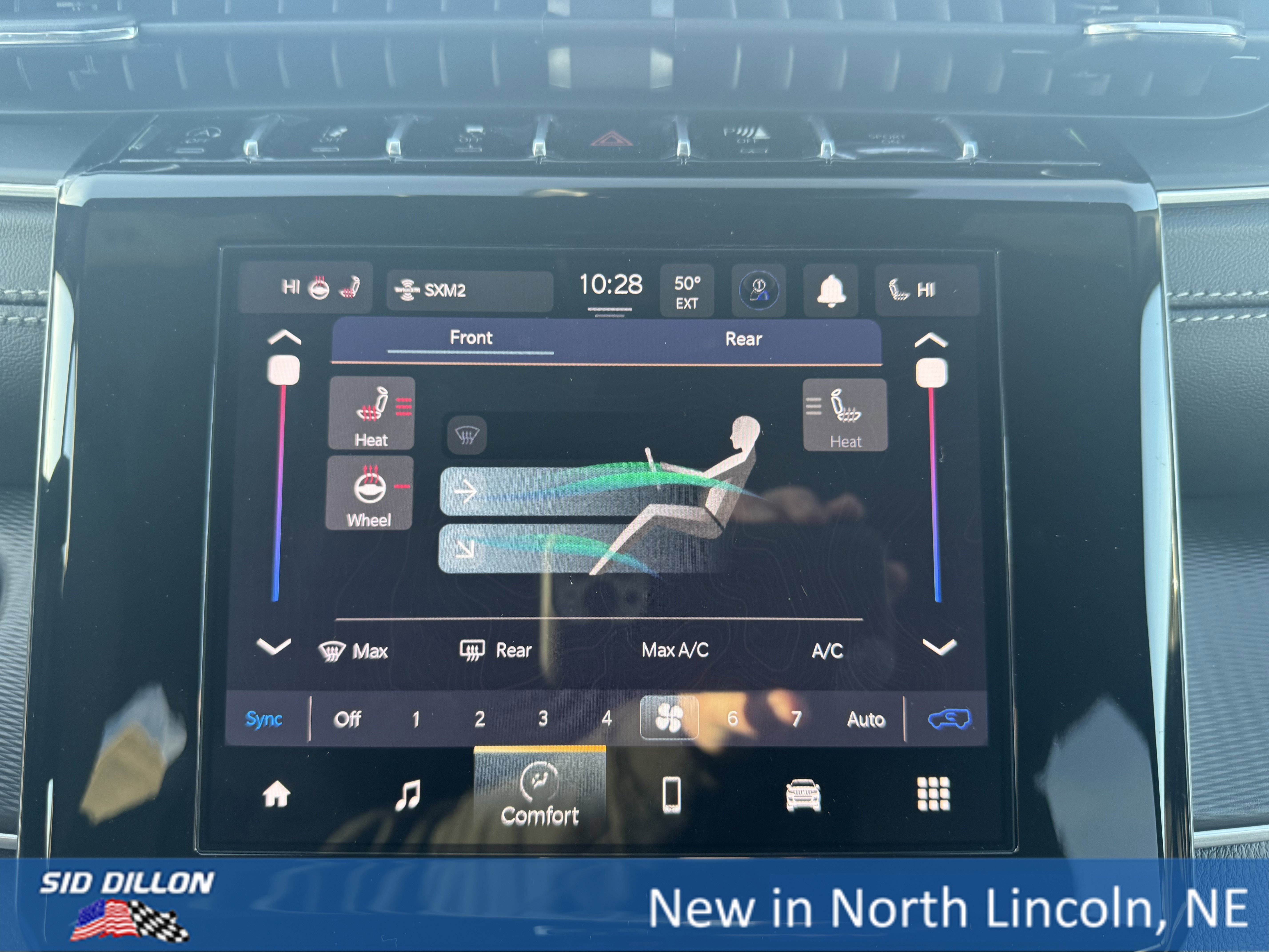 New 2025 Jeep Grand Cherokee L Altitude image 11