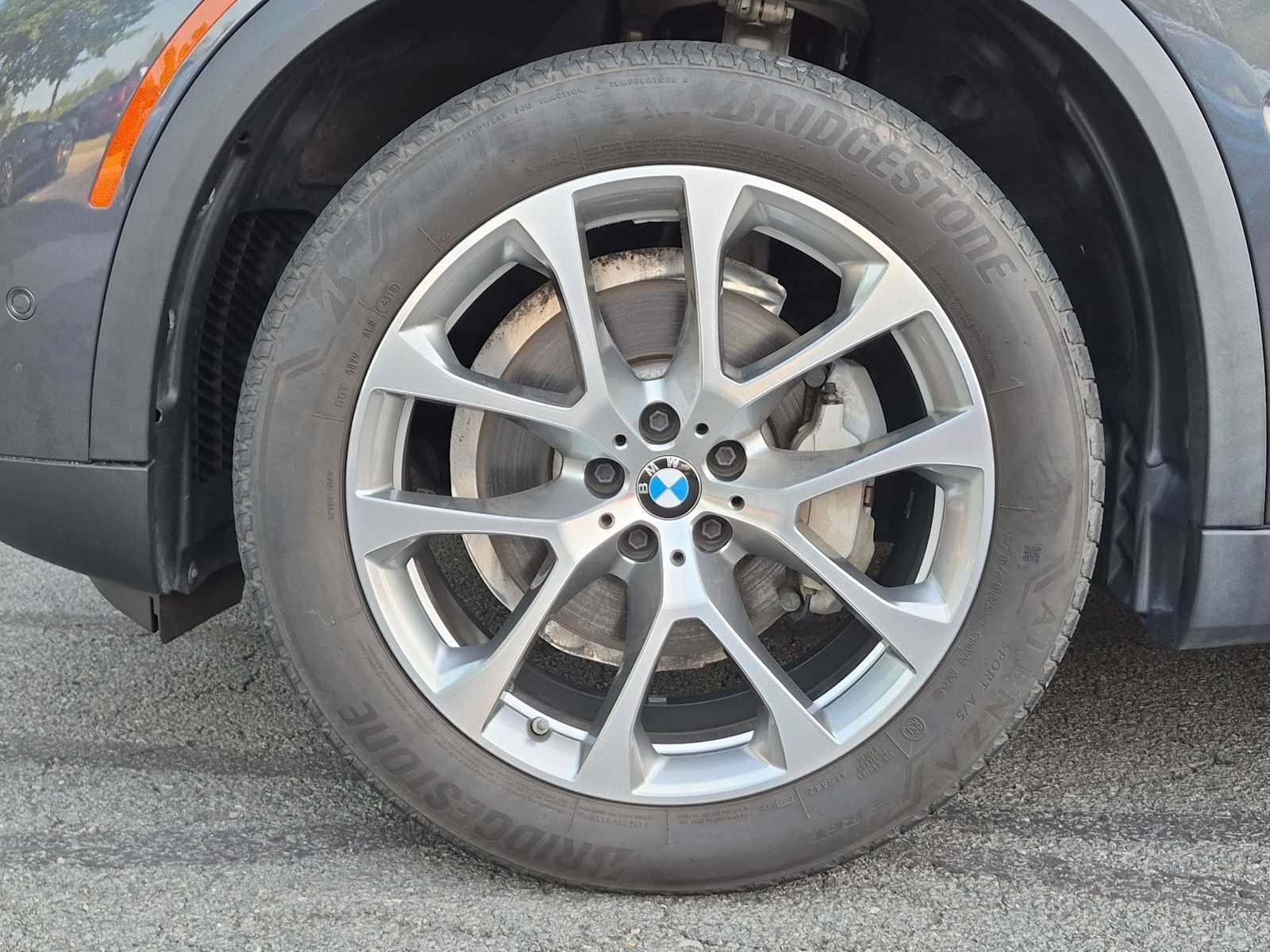Used 2020 BMW X5 xDrive40i w/ Premium Package AWD/4WD image 14