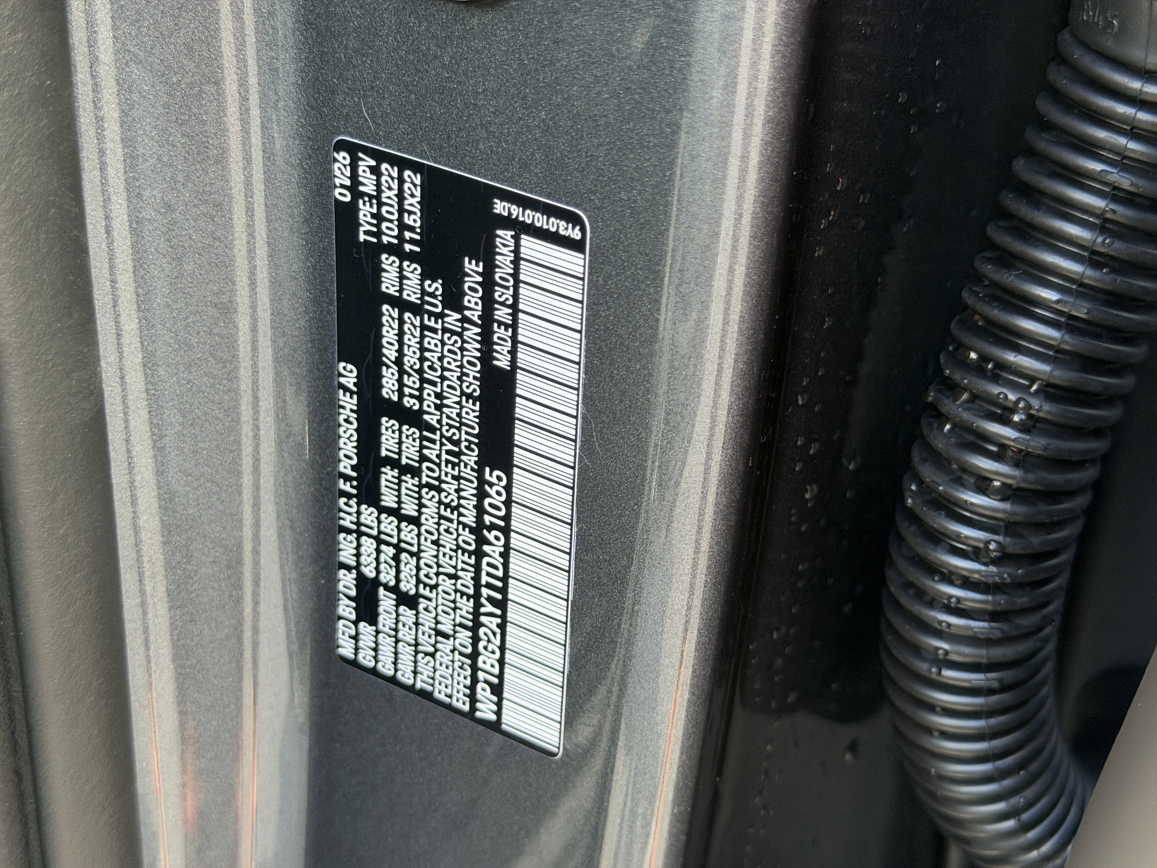 New 2026 Porsche Cayenne GTS image 40