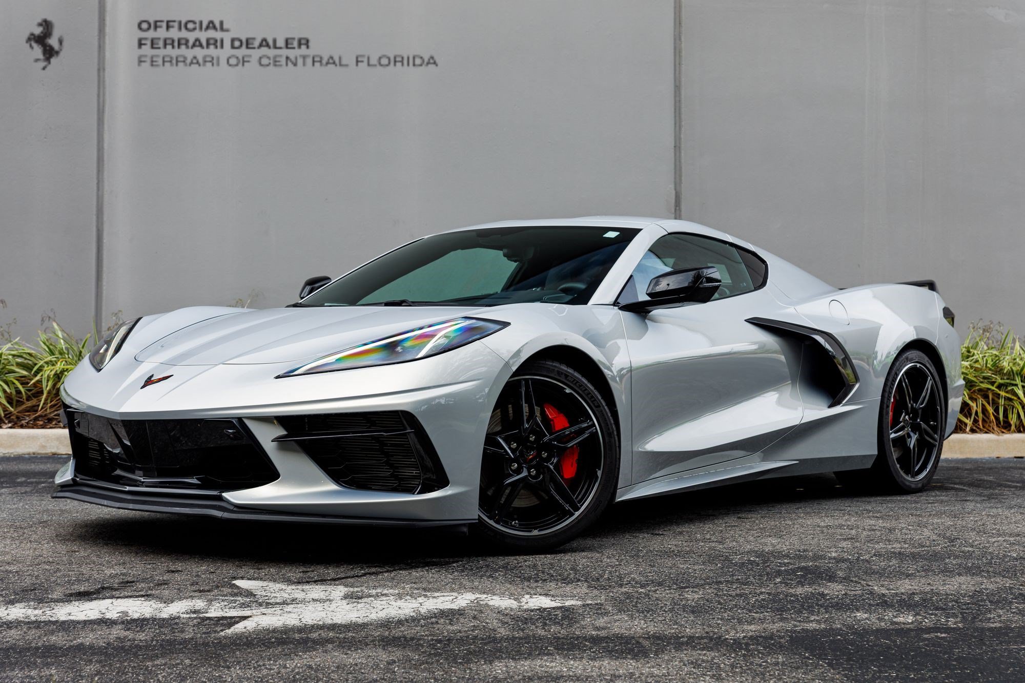 Used 2021 Chevrolet Corvette Stingray Preferred Cpe w/ Z51 Performance Package RWD image 1