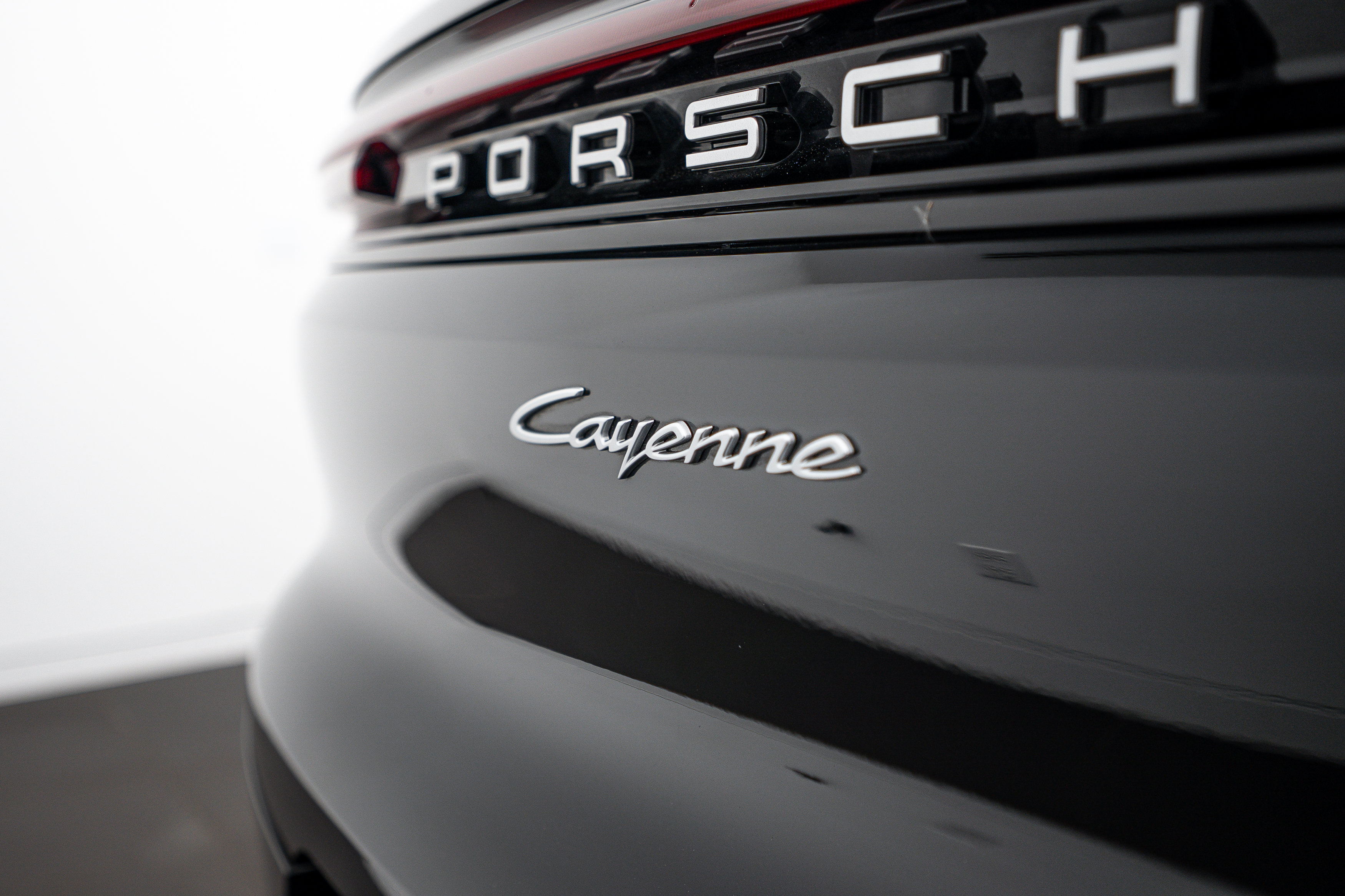 Certified 2026 Porsche Cayenne AWD/4WD image 27