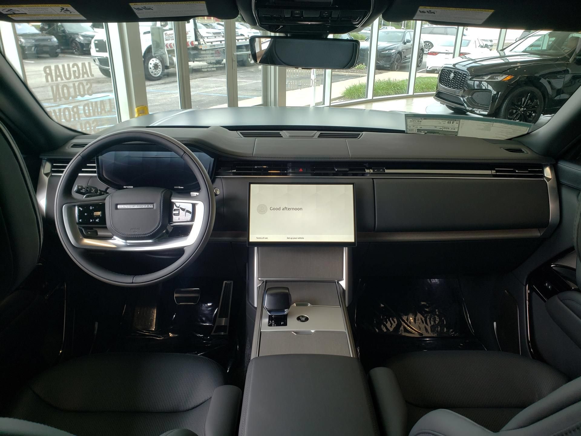 New 2026 Land Rover Range Rover SV AWD/4WD image 12