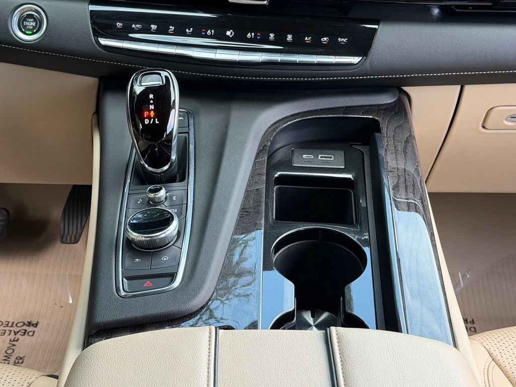 Used 2022 Cadillac Escalade Premium Luxury w/ Performance Package AWD/4WD image 50