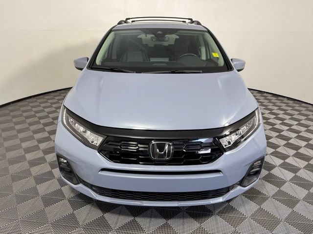 Used 2025 Honda Odyssey Touring image 9