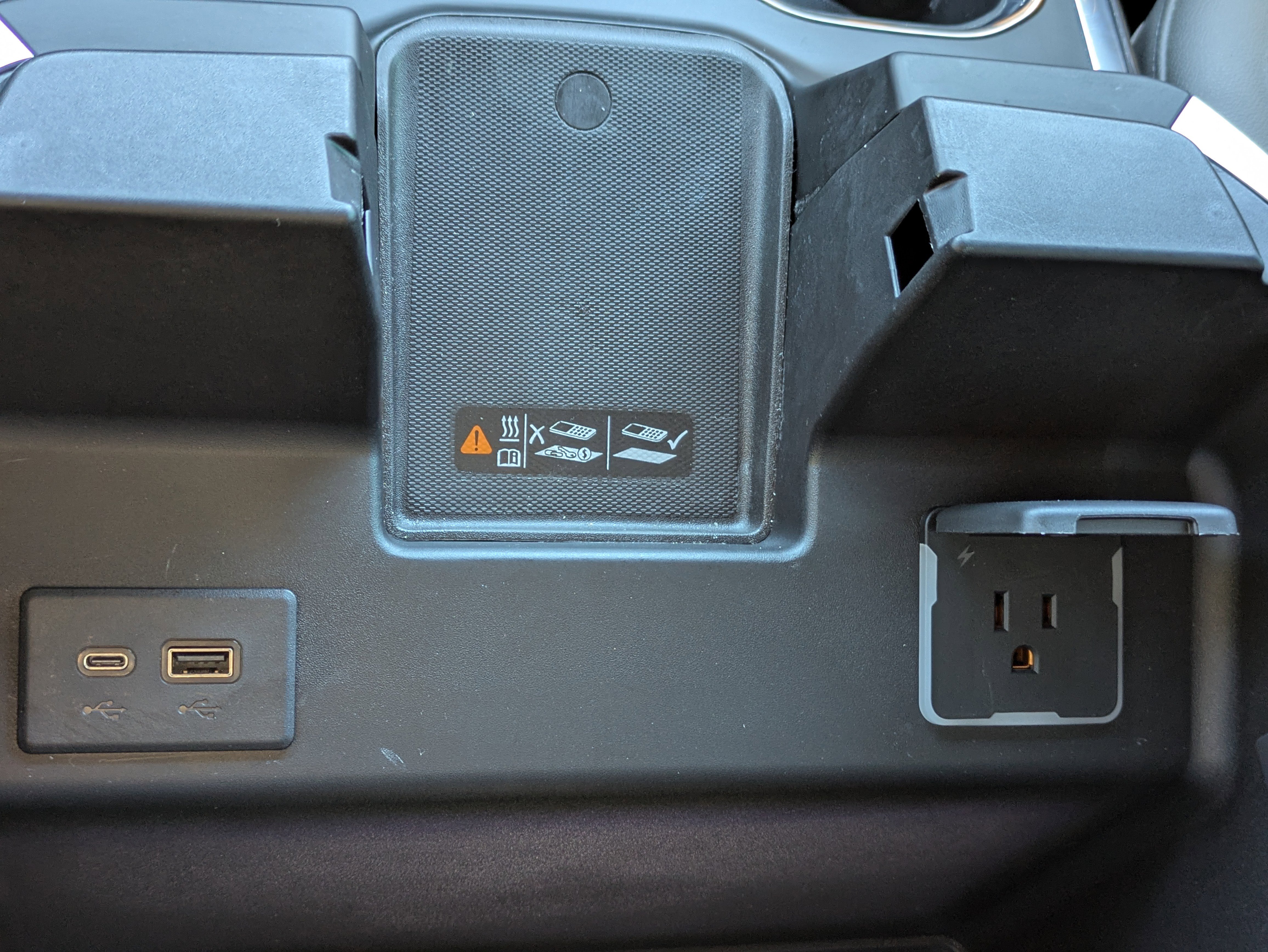 Certified 2023 GMC Sierra 1500 SLT w/ SLT Premium Plus Package image 29