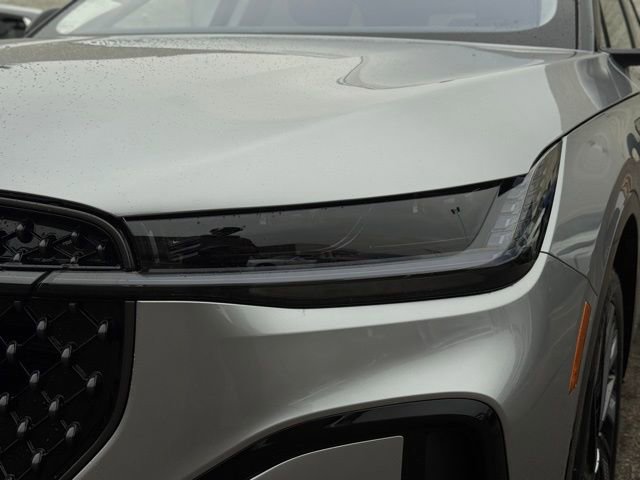 New 2026 Lincoln Nautilus Reserve w/ Jet Appearance Package image 6