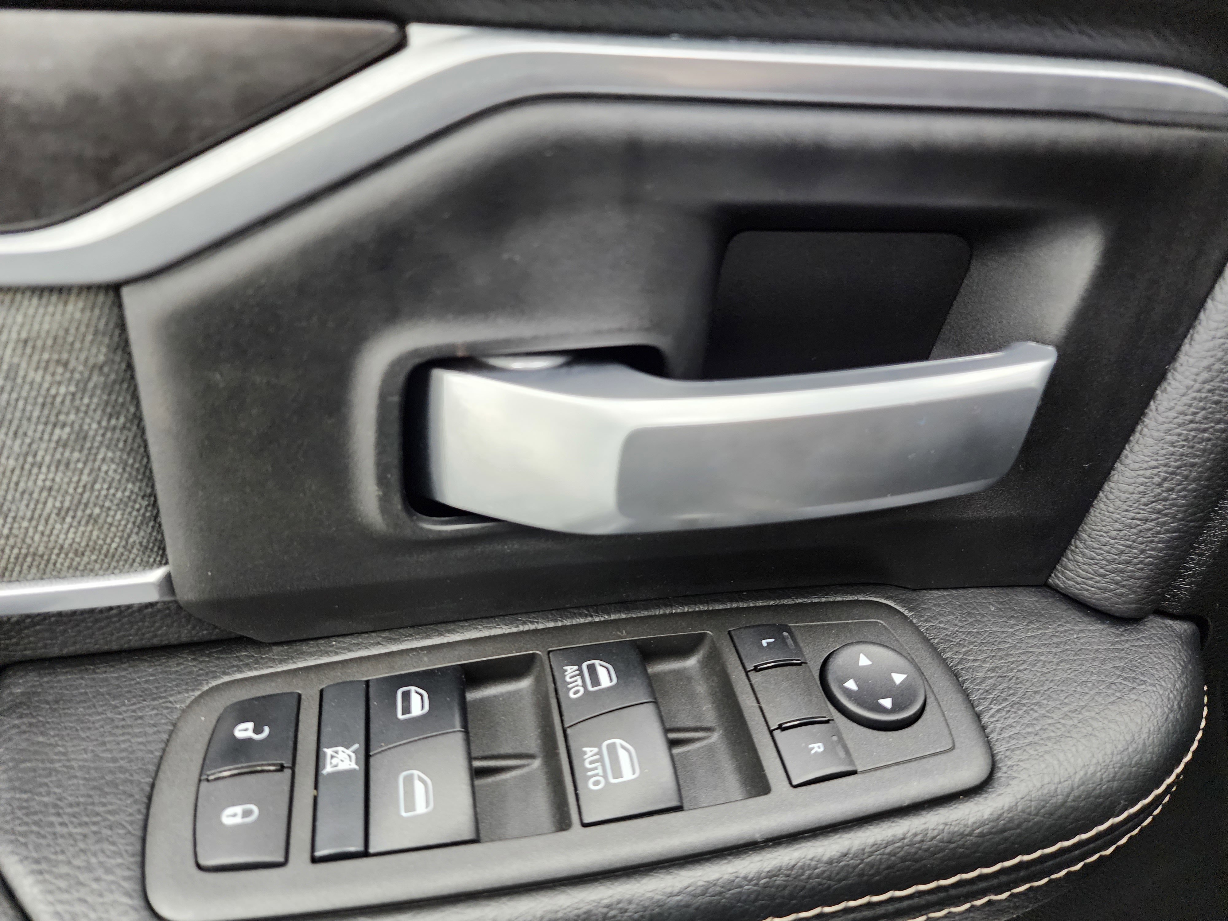 Used 2022 RAM 3500 Big Horn w/ Level A Equipment Group image 41