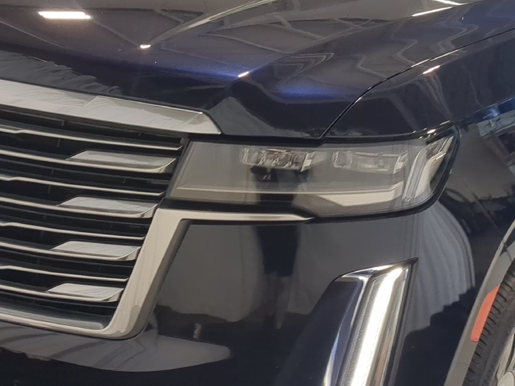 Used 2023 Cadillac Escalade ESV Premium Luxury Platinum AWD/4WD image 14