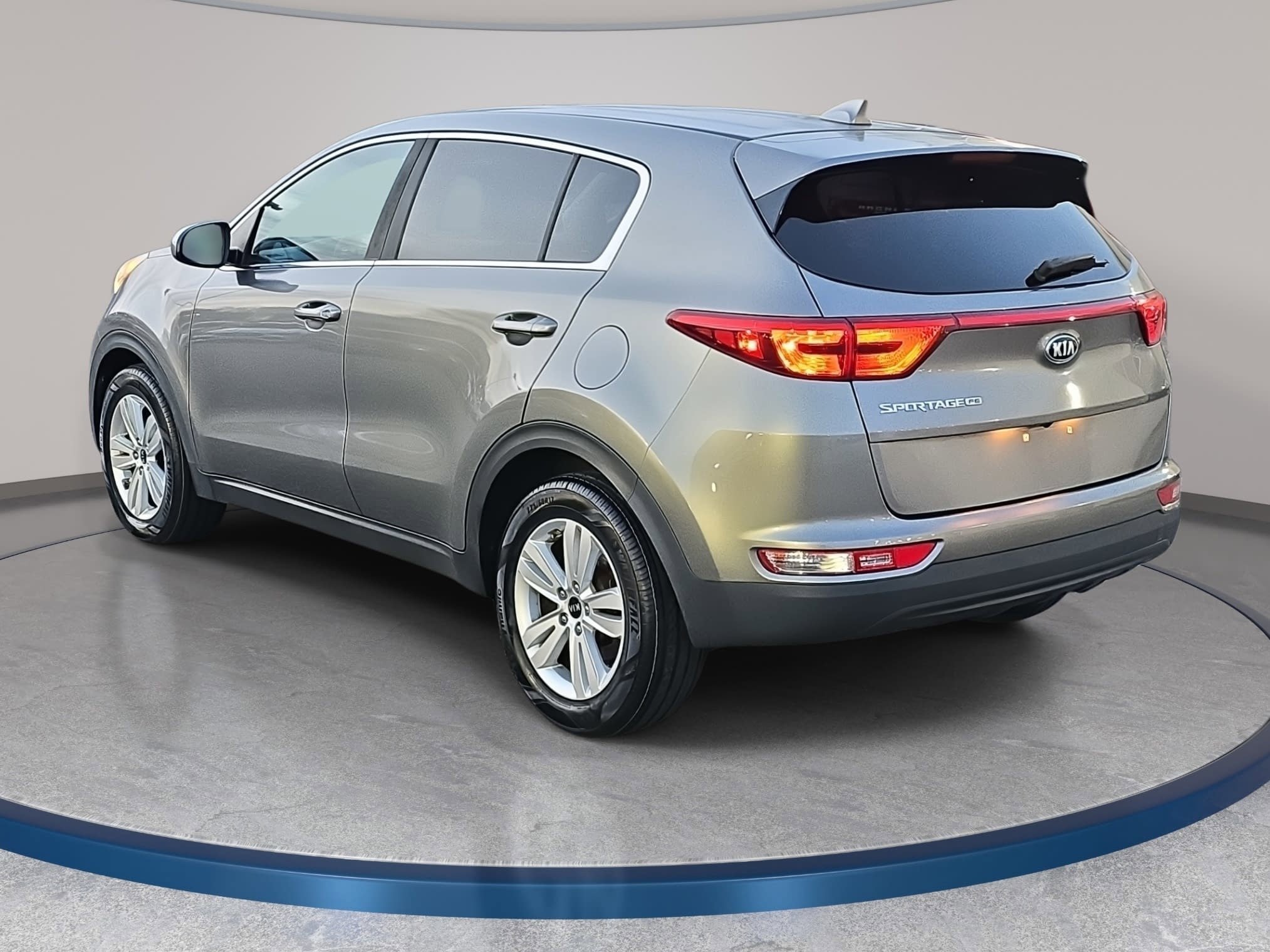 Used 2018 Kia Sportage LX FWD image 7