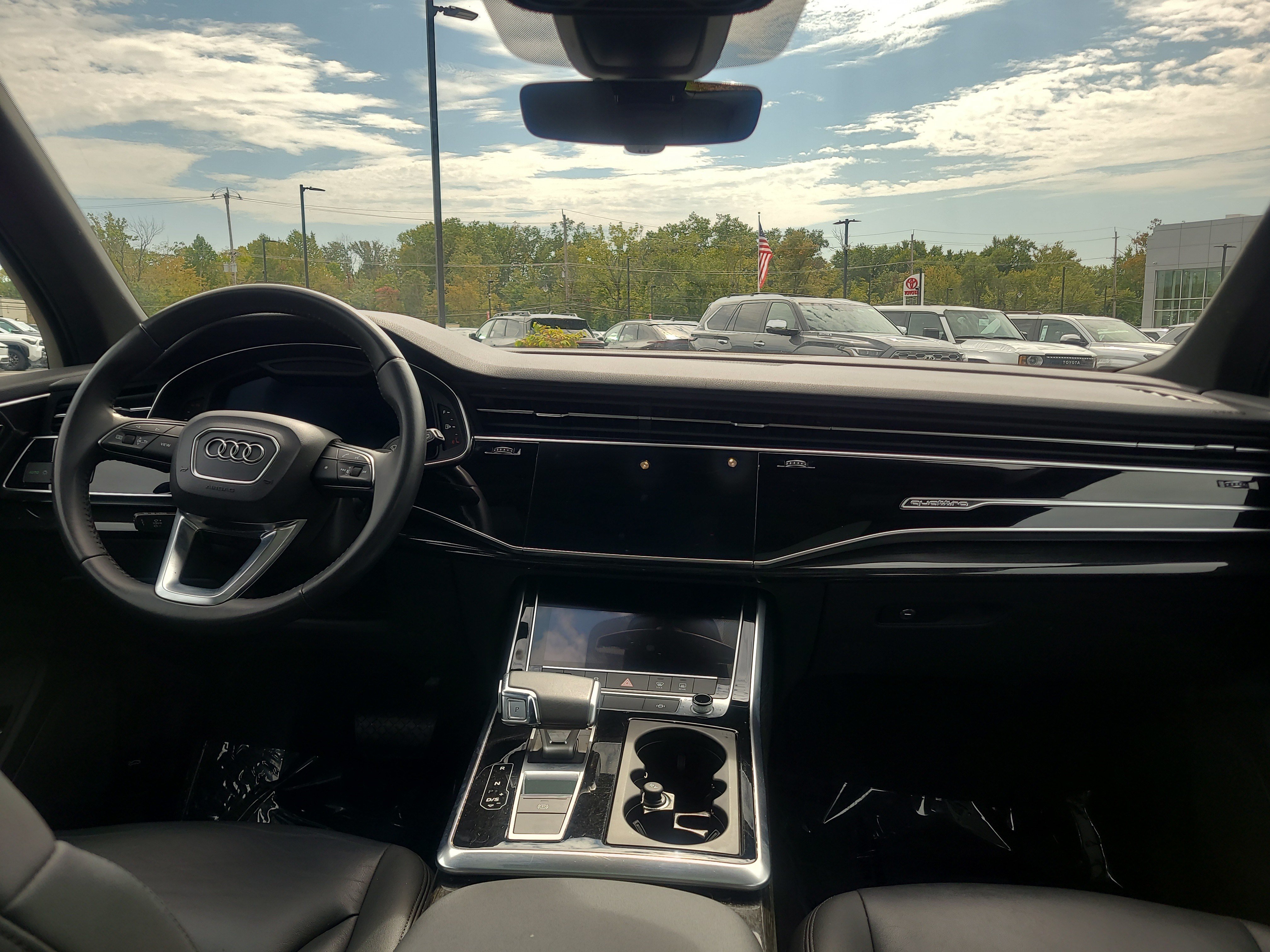 Used 2020 Audi Q7 2.0T Premium AWD/4WD image 18