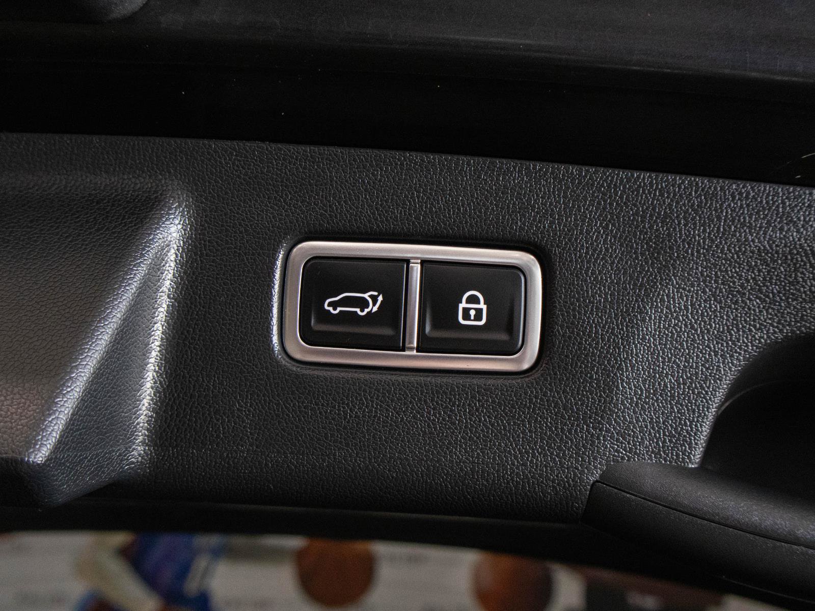 Used 2023 Kia Sorento SX Prestige image 26