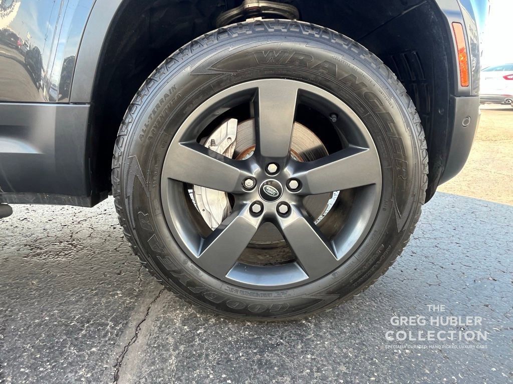 Used 2023 Land Rover Defender 110 SE image 20