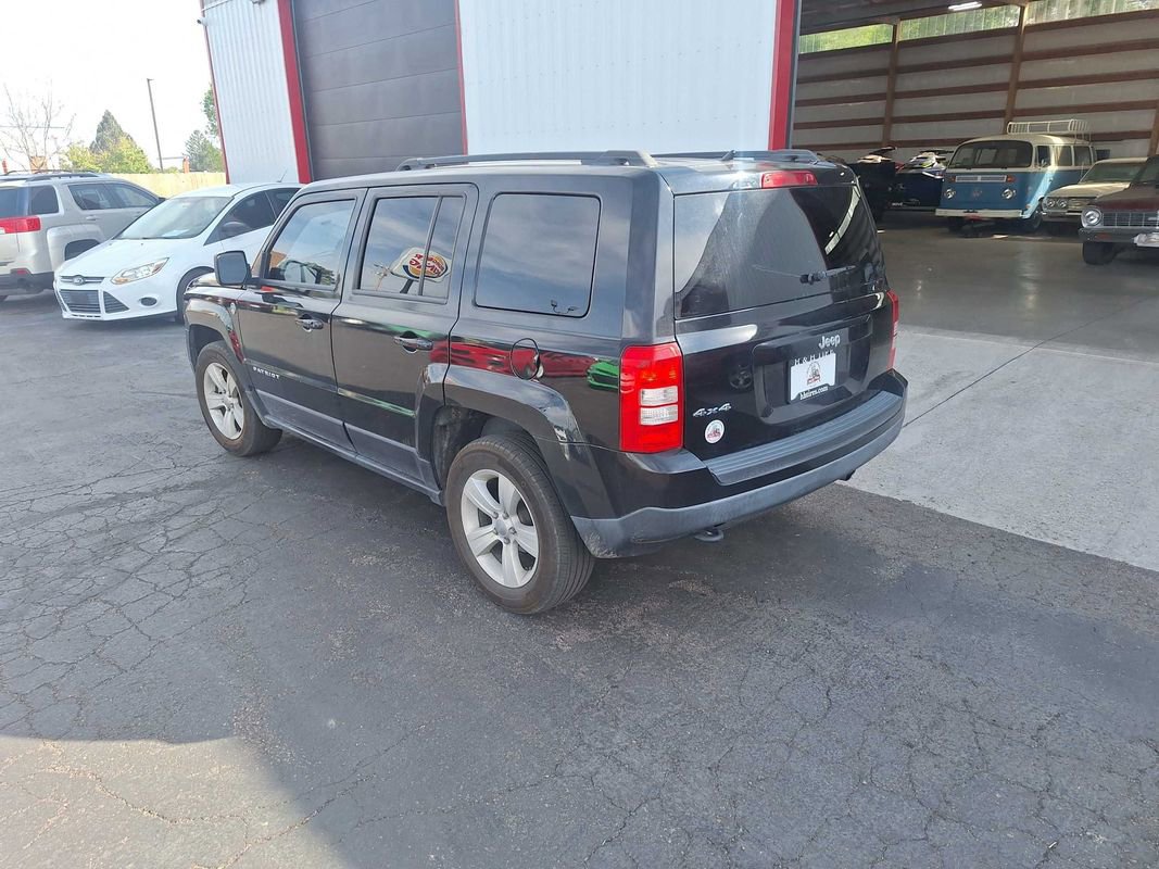 Used 2016 Jeep Patriot Sport w/ Power Value Group AWD/4WD image 6