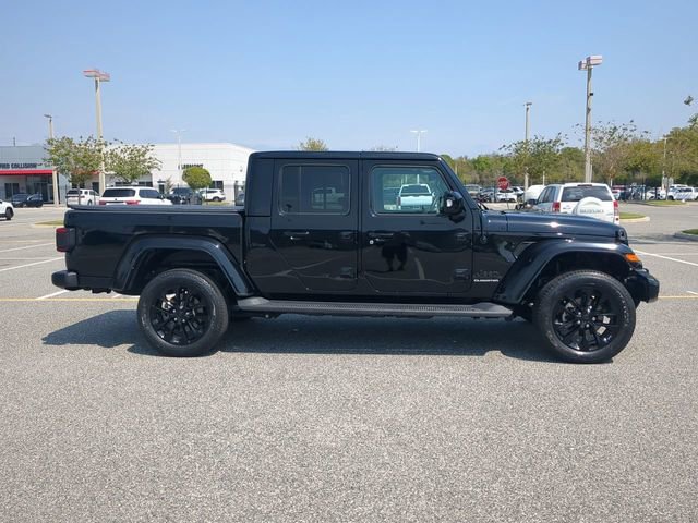 Used 2022 Jeep Gladiator Overland image 3
