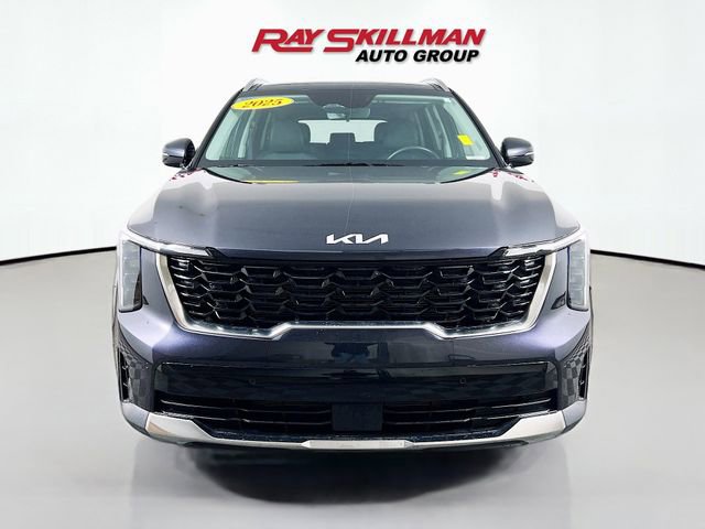 Used 2025 Kia Sorento S w/ Panoramic Sunroof Package FWD image 2
