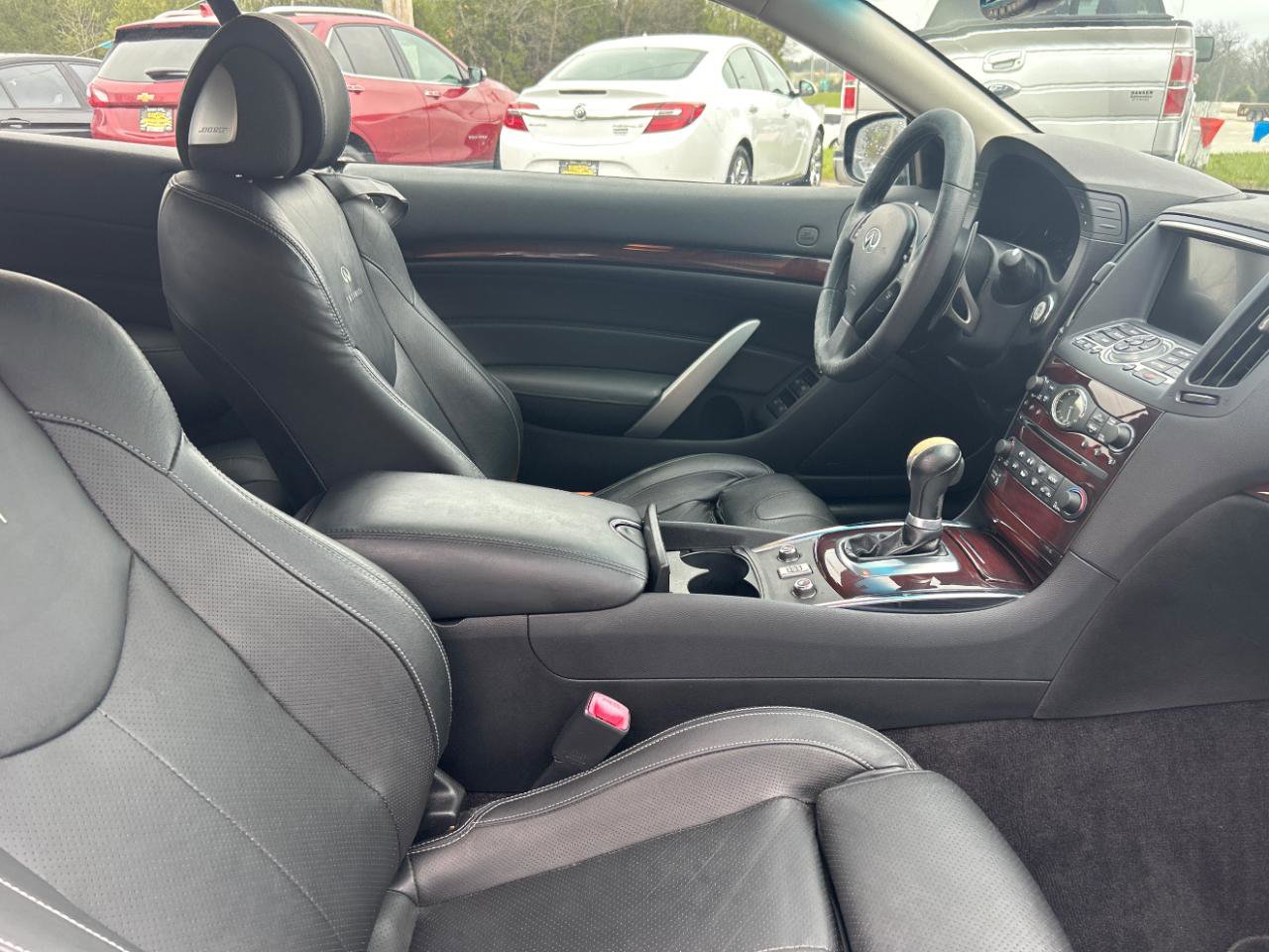 Used 2010 INFINITI G37 Sport w/ Premium Pkg image 23