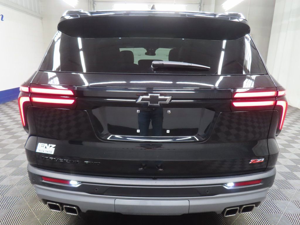 Used 2025 Chevrolet Traverse Z71 image 38
