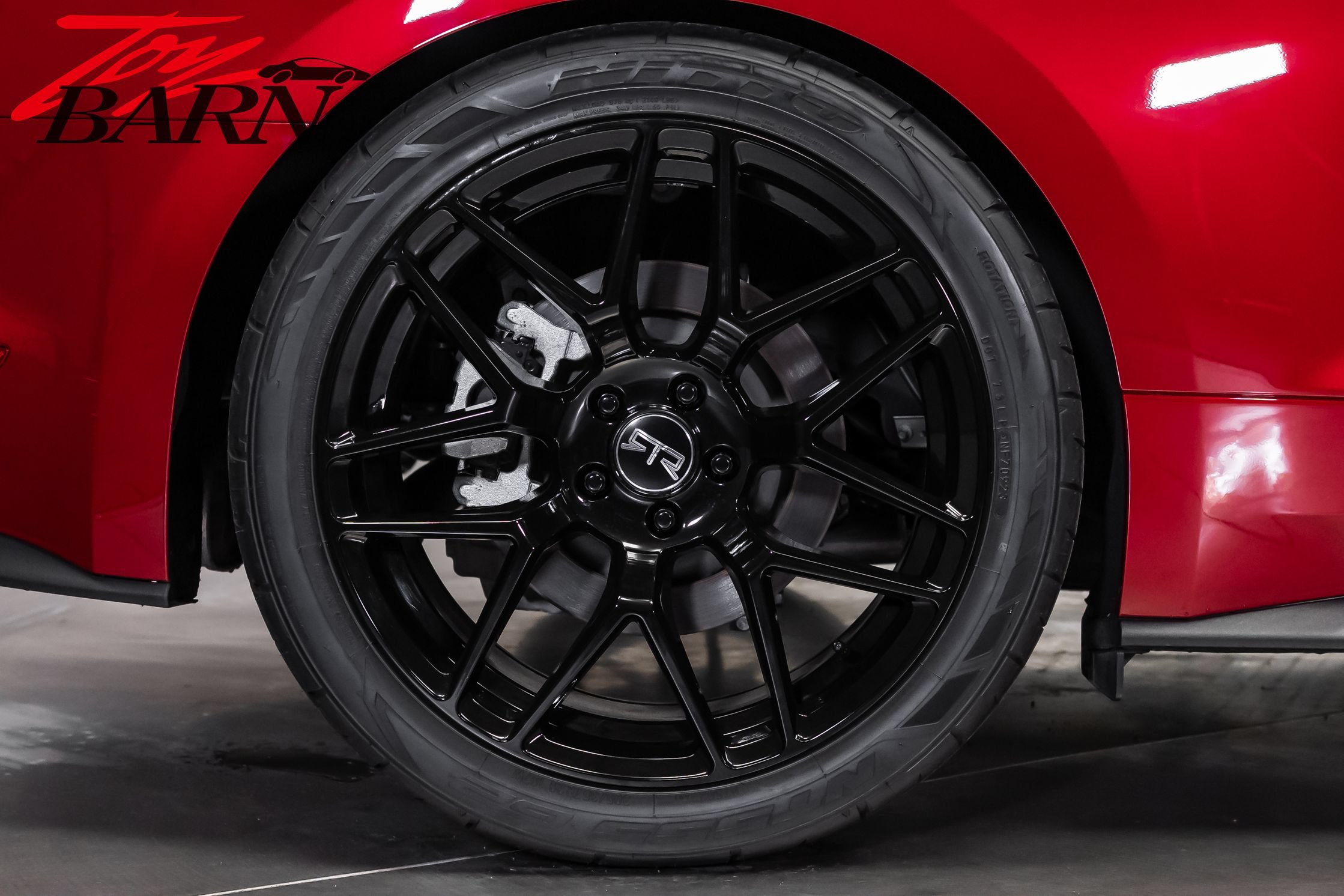 Used 2021 Ford Mustang GT RWD image 14