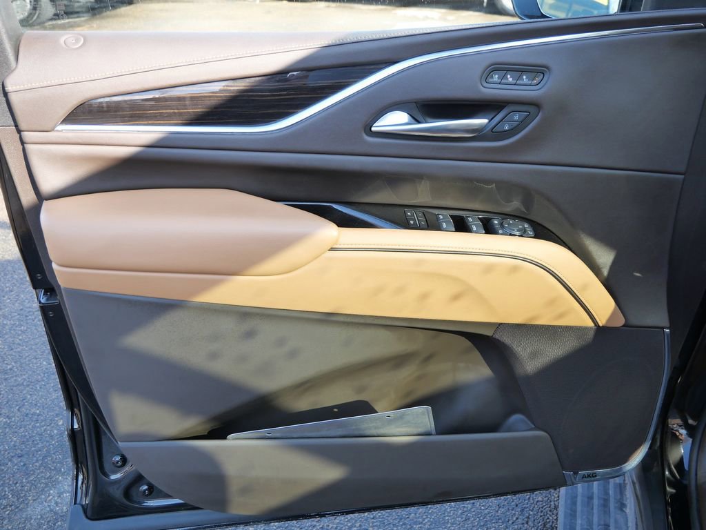 Used 2022 Cadillac Escalade ESV Sport w/ Touring Package image 29